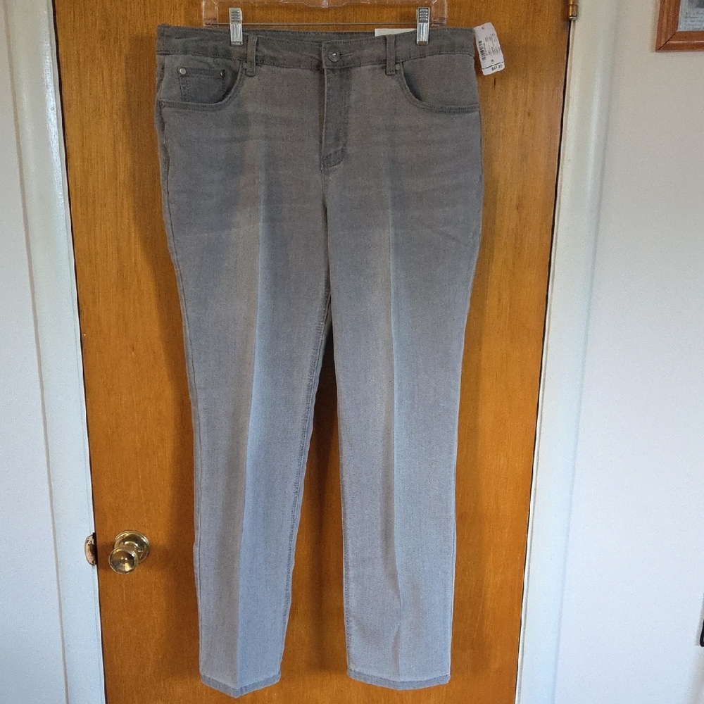 Christoper And Bsnks Classic Gray Women's Jeans